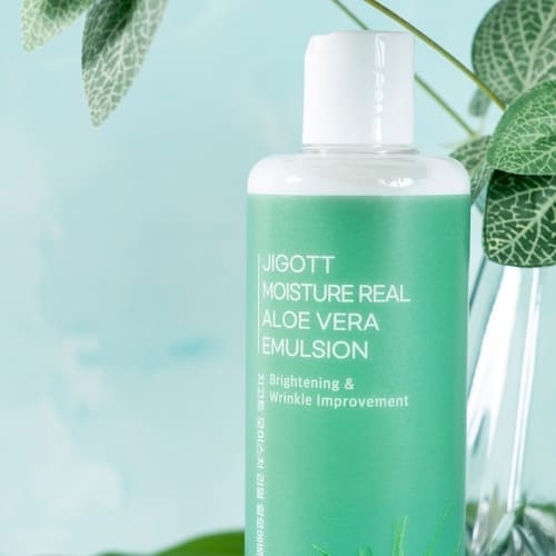 JIGOTT Aloe Vera Emulsion — Moisturizing + Calming + Aloe Leaf Extract