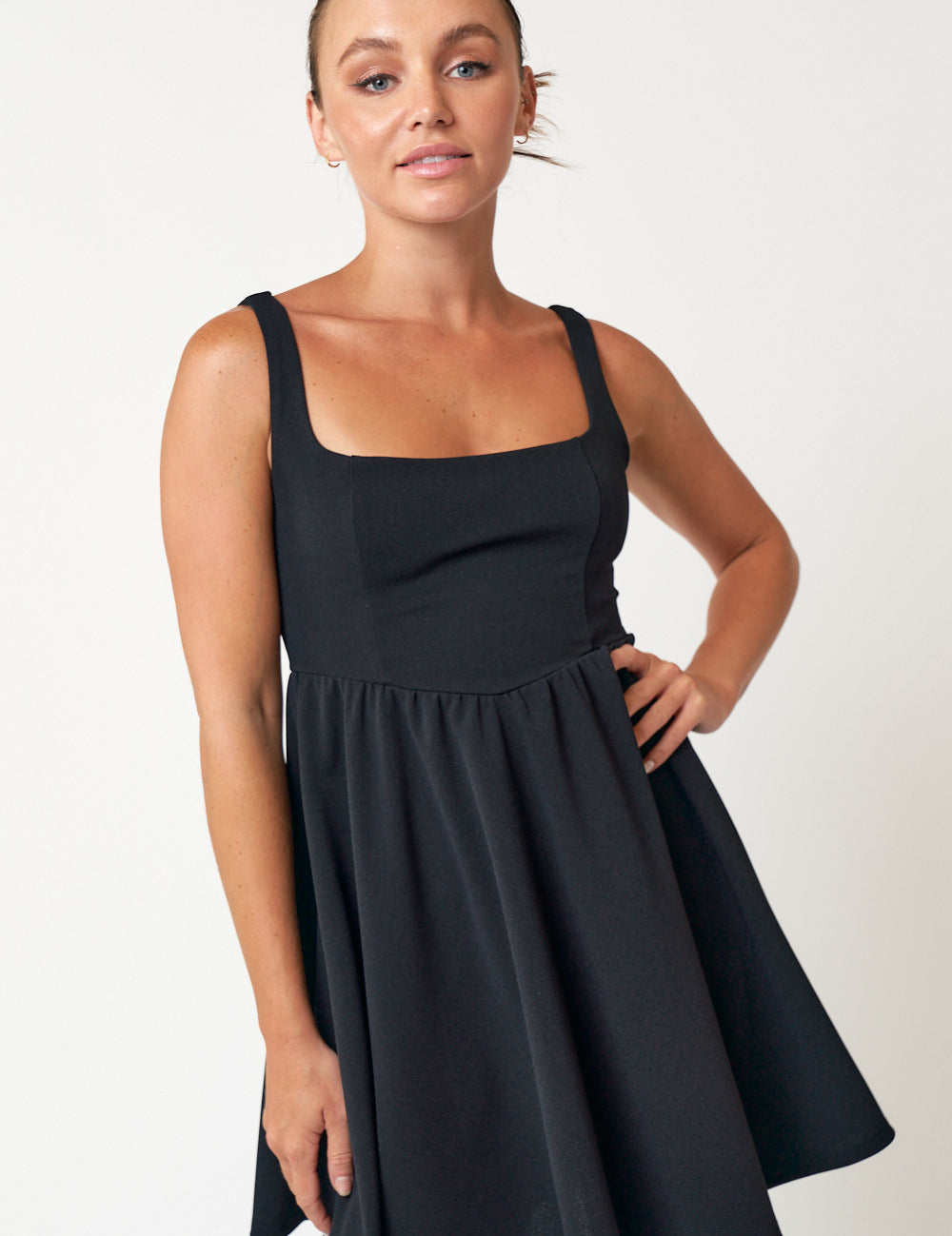 BD23089 Everyday Little Black Dress